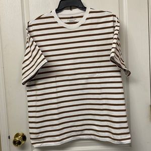 Pre-Owned H&M Stripes Tee Mens Size Large. Good Condition.